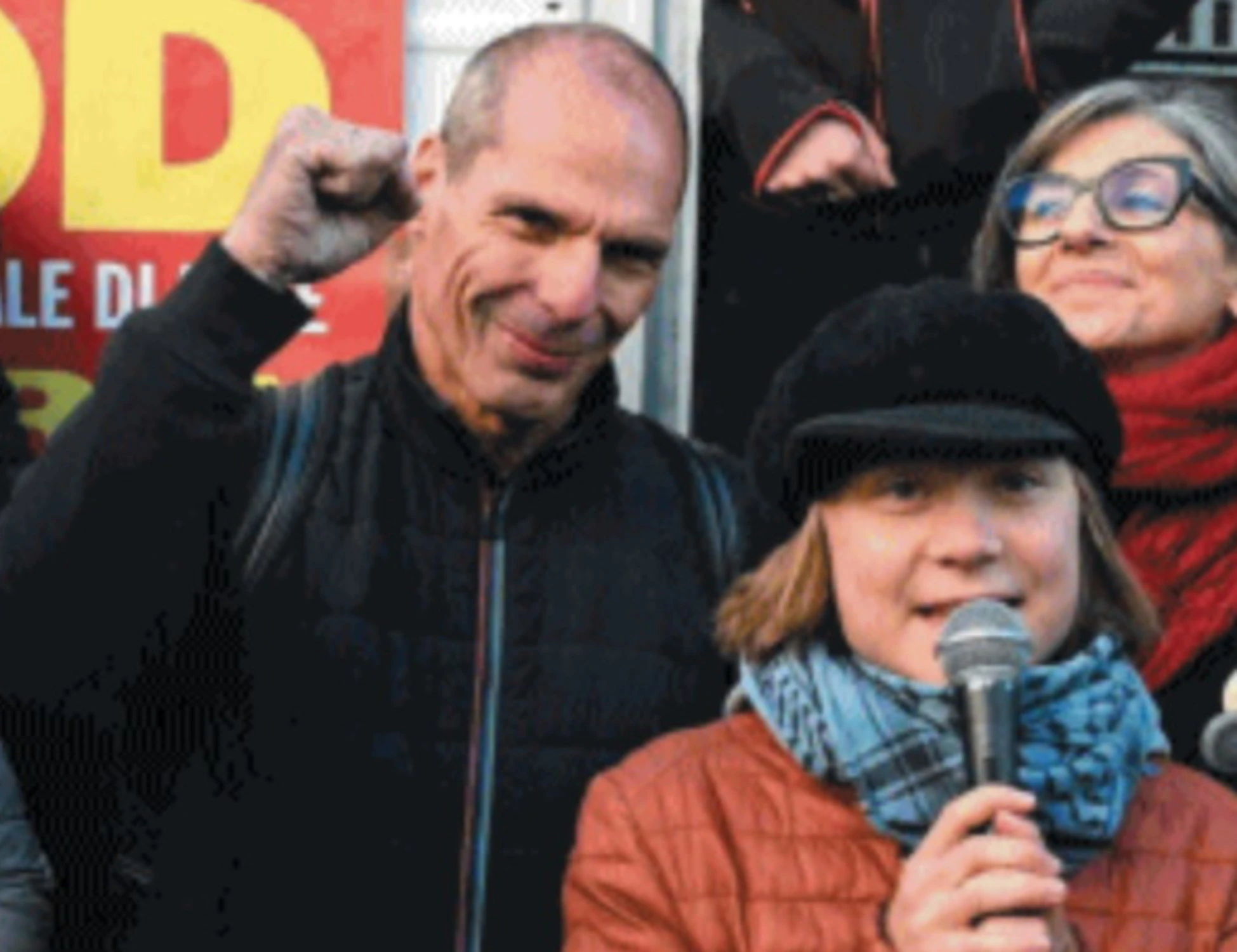 Greta guida il corteo anti-manovra in cui non si parla di manovra