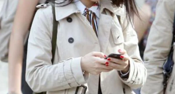 Bolletta smartphone, una stangata mai vista: quando e quanto spenderai molto di più