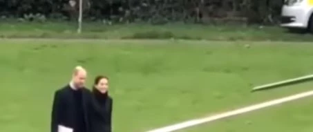 Kate Middleton beccata in atteggiamenti intimi con William nel giardino reale: c'è il video, imbarazzo a Corte