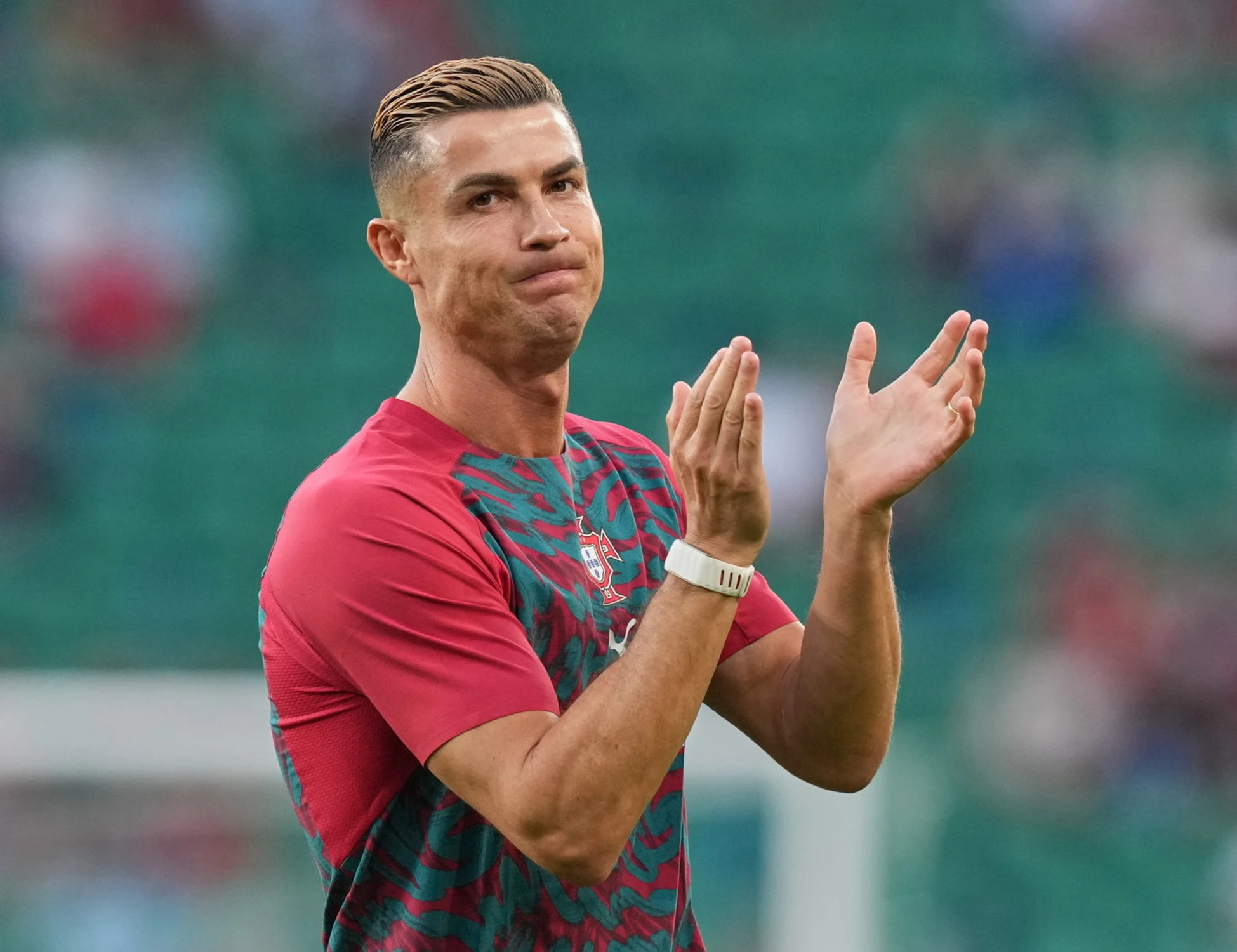 Cristiano Ronaldo scappa, la sorella sputa sul Portogallo: "Cosa vi meritate"