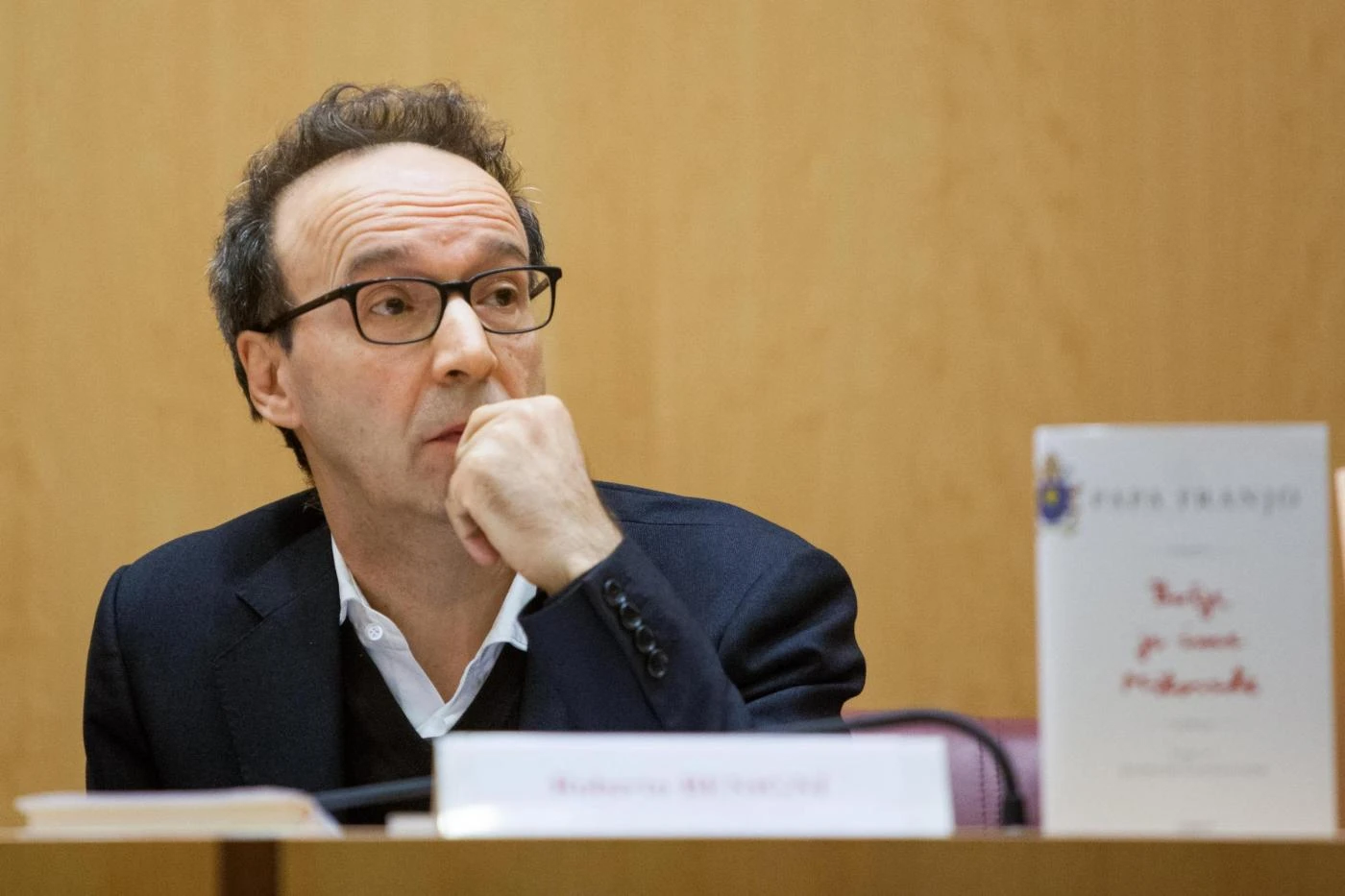 Roberto Benigni, lutto a poche ore da Sanremo: è morto Gianni Minervini, produttore del suo primo film