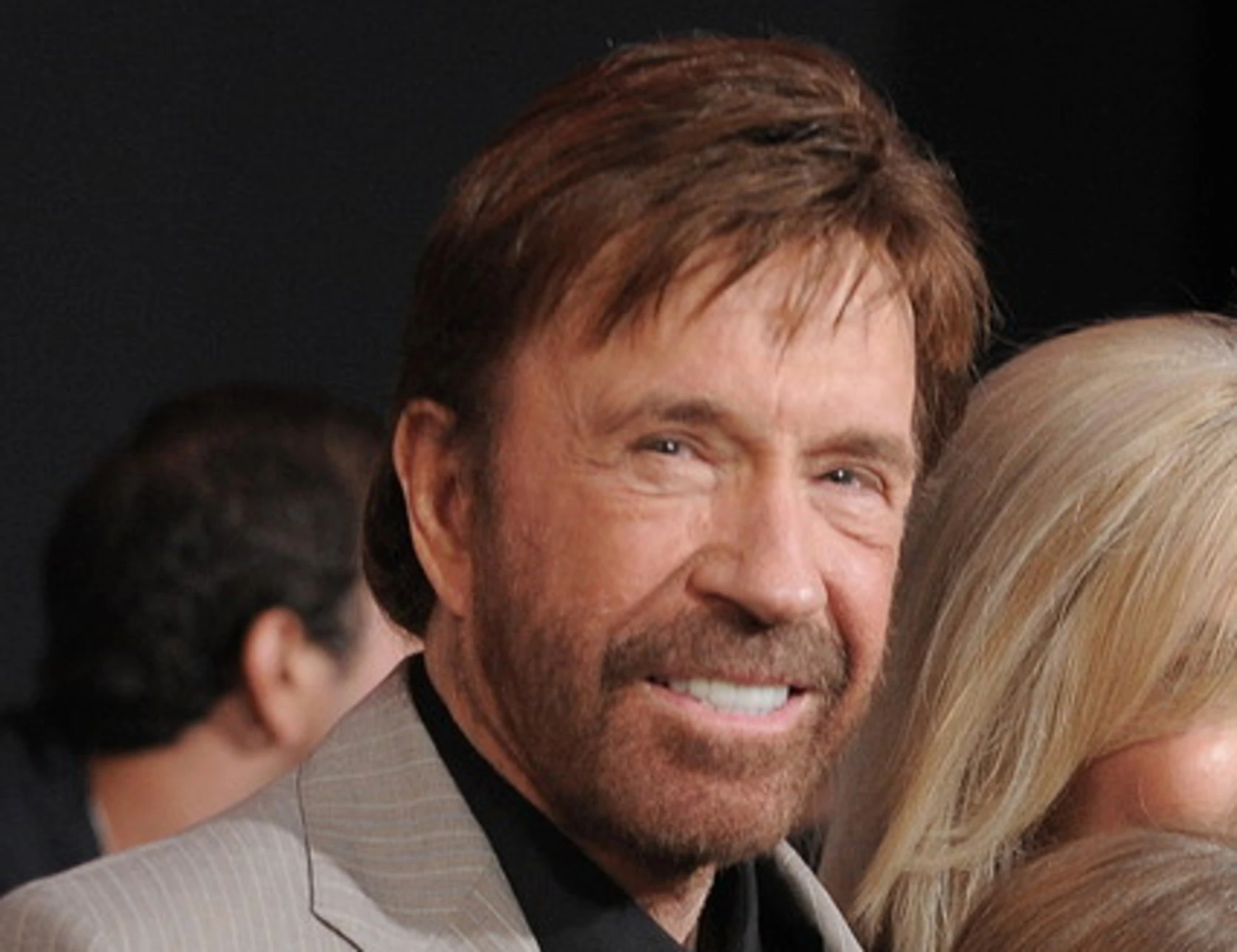 Chuck Norris, una leggenda del cinema e della destra