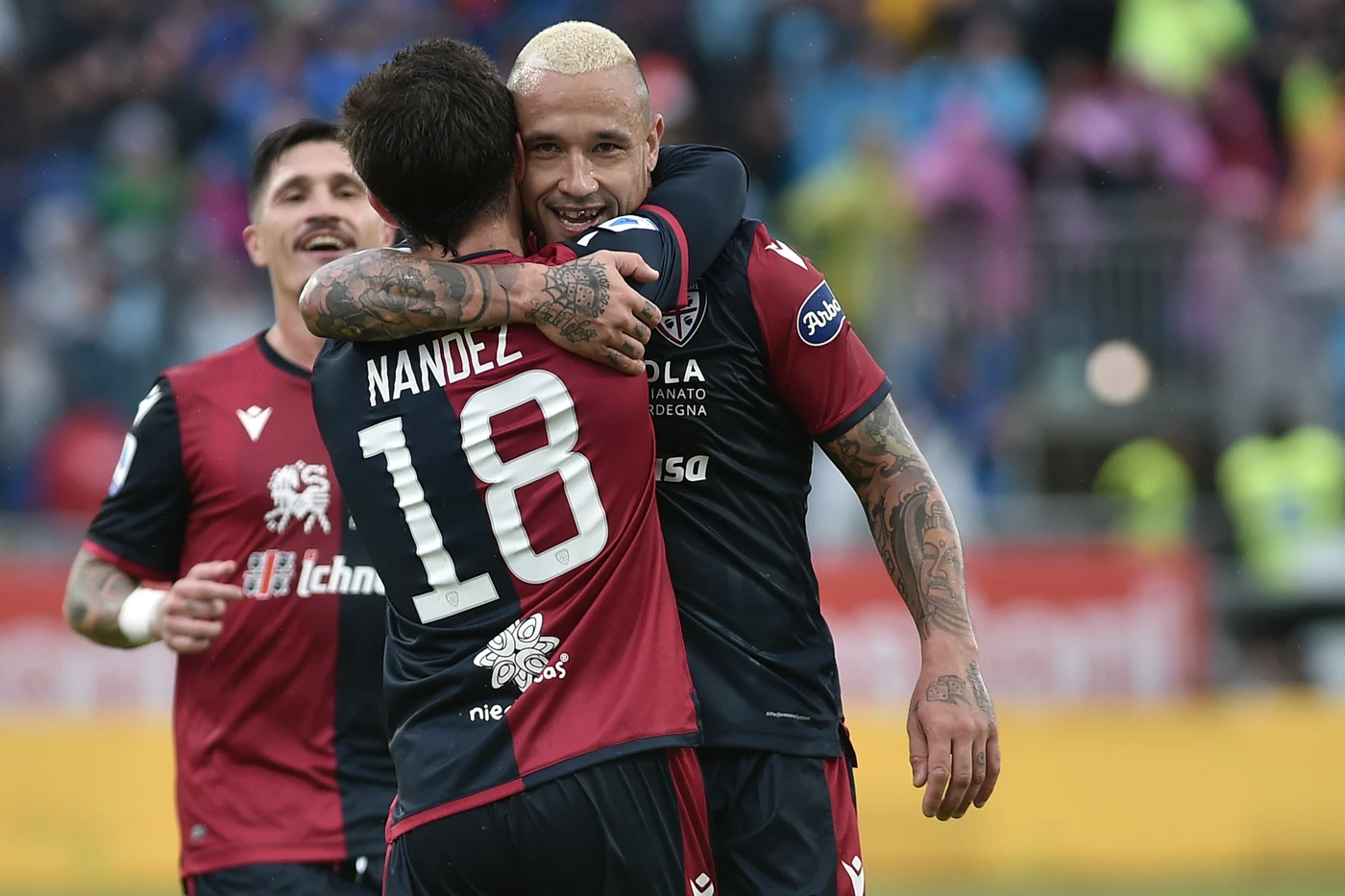 Un Nainggolan da impazzire: Fiorentina demolita 5-2. Il Cagliari adesso sogna