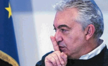 Mascherine, la strana rescissione che è costata allo Stato 203 milioni