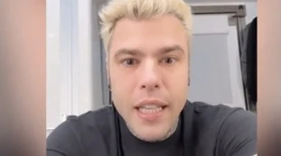 Fedez, il retroscena sul suo silenzio: soldi, un'amara verità