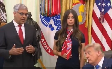 "Si tocca la pancia per svegliare Trump": l'assurda teoria e la rivelazione choc del medico