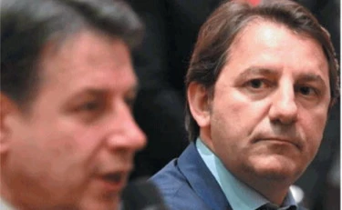 Vocale di 10 minuti smaschera la sinistra