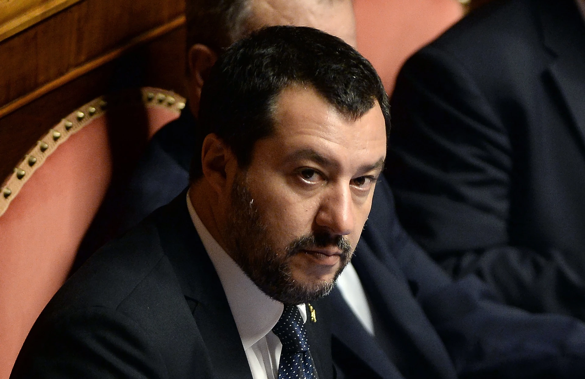 Matteo Salvini avverte Luigi Di Maio: "Manina? Giochetti pericolosi con l'Europa che ci sta addosso"