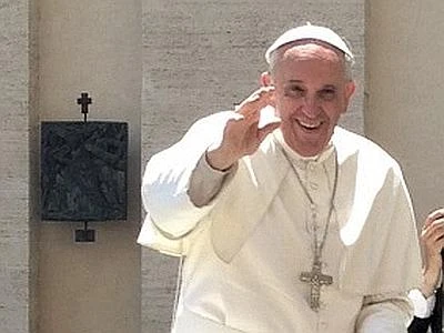 Papa Francesco incontra le famiglie: "Abbiate il coraggio di chiedere scusa"