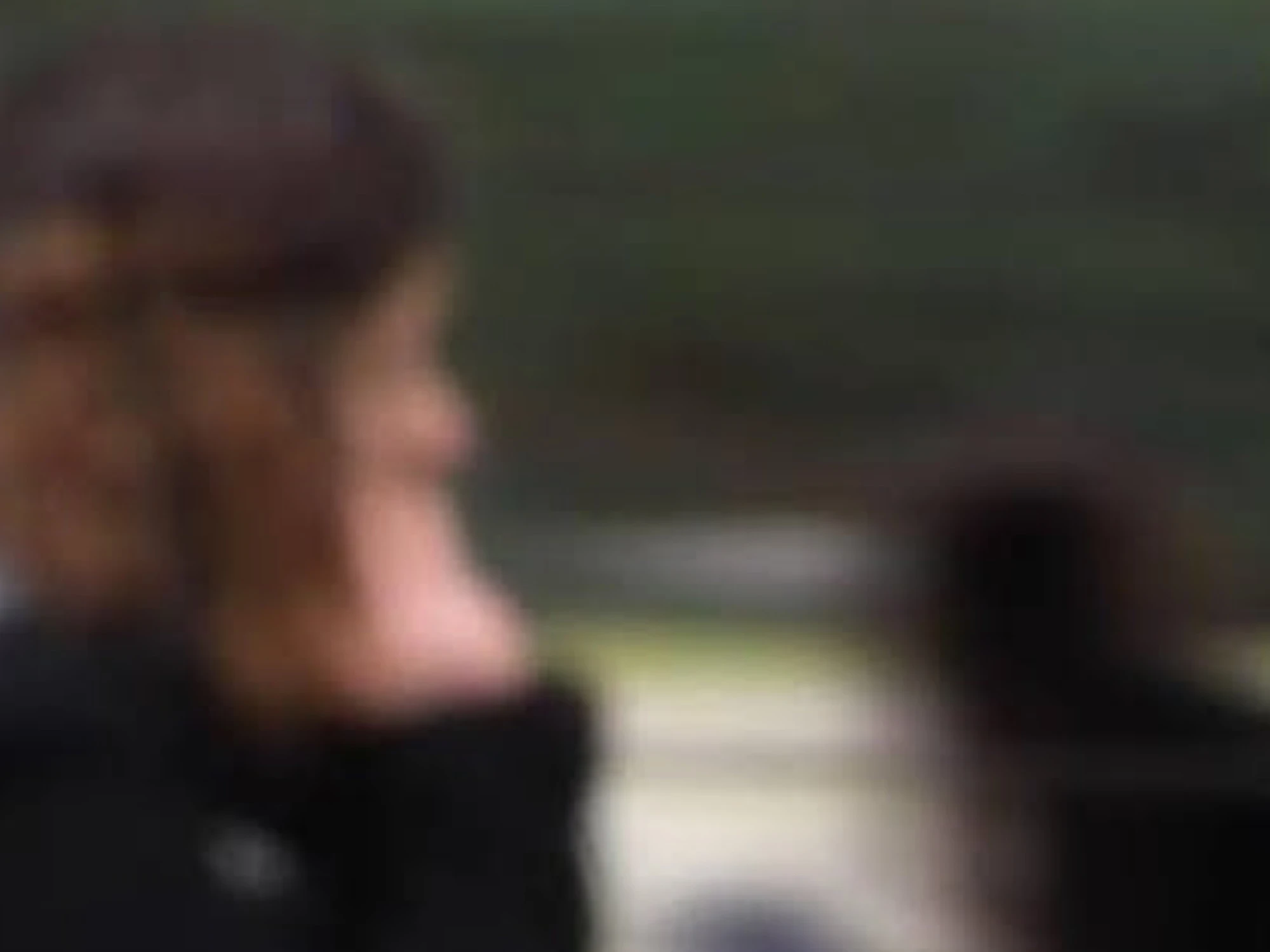Bologna, bimba di 6 anni massacrata a calci (e senza motivo) da un branco di nordafricani
