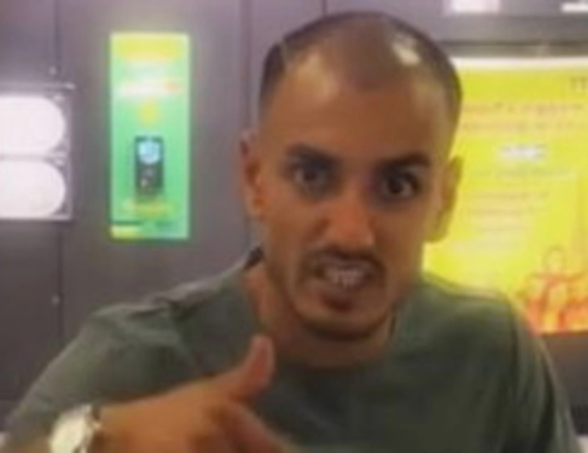 Il maranza insegna a saltare i tornelli a Torino? Denunciato