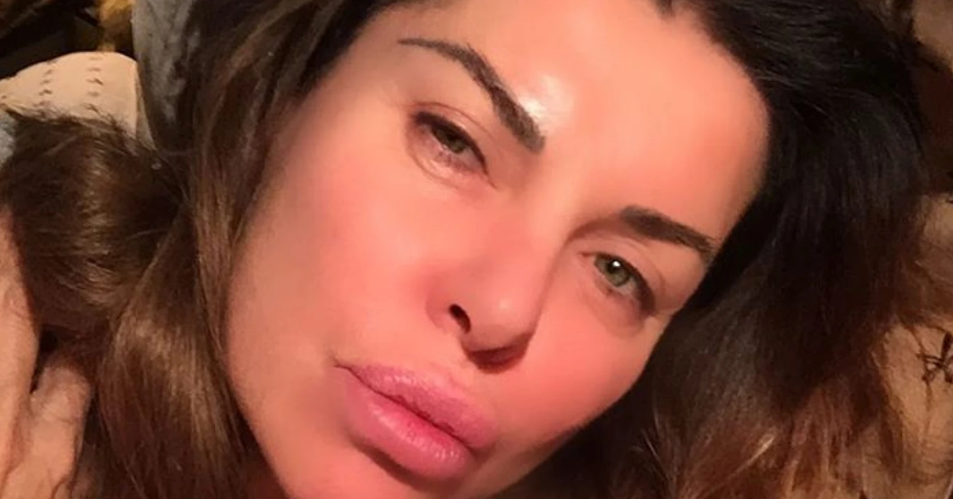 Alba Parietti scatenata contro Matteo Salvini: "A lui che ha fatto campagna con il Vangelo..."