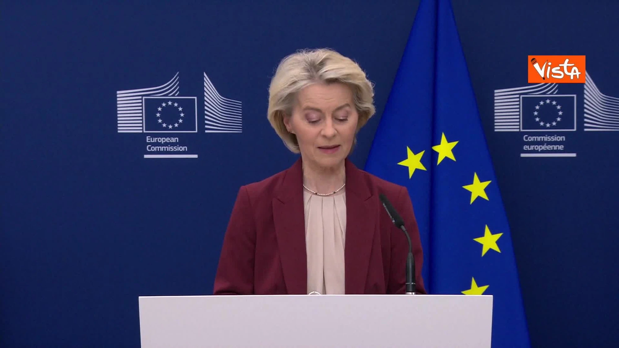Von der Leyen: "Stop al gas russo dal 2027, giorno storico per l’Ue"