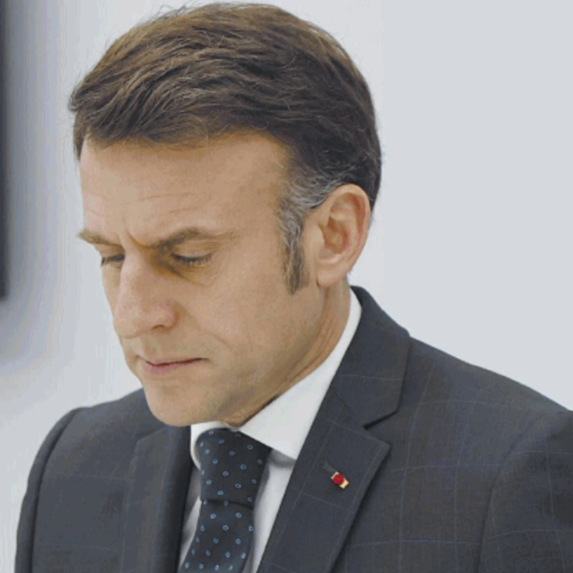 Macron, altro record: Francia mai cos&igrave; povera&nbsp;