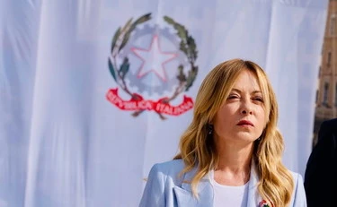 https://media.liberoquotidiano.it/3RjBHgzZhNEiVdVcetgEIuGHsE-KFDFdRazWTCTvjWU/width:800/quality:90/aW1hZ2VzLzIwMjYvMDYvMDIvMTA0NjMwODc2LTlkMzc2YjdmLTc2ODEtNGM0OS05NWQ5LTNiMDJiZmFkYWE3ZC5qcGc.webp
