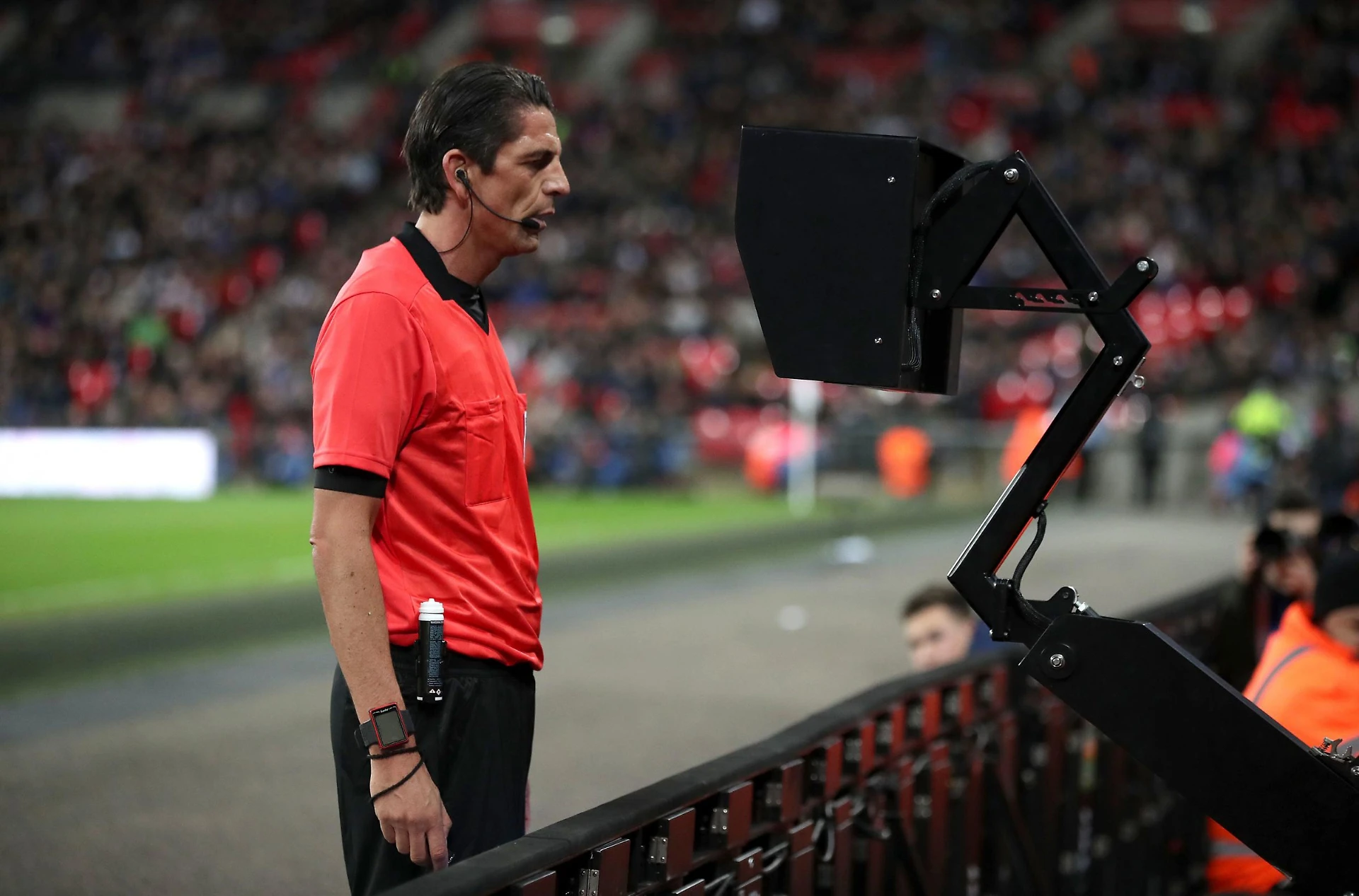 Champions, la rivoluzione del Var arriva subito: "Lo usiamo dagli Ottavi"
