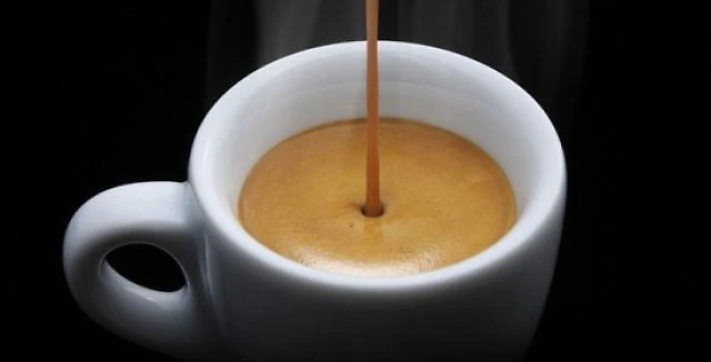 640x326