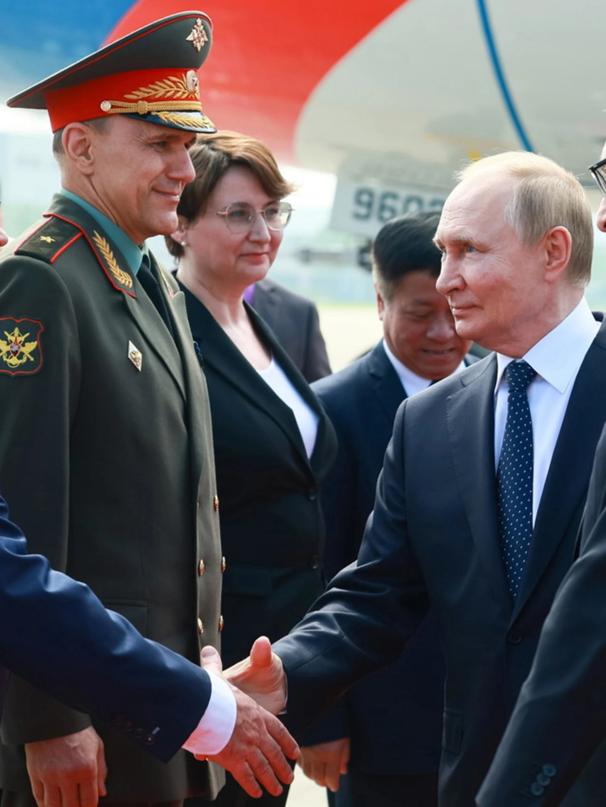 Vladimir Putin in Cina minaccia l'Europa: "Ricordatevi la Storia"