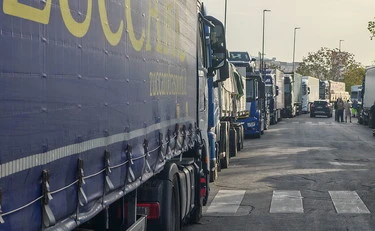 Tir, si muove il governo: "Campionisti identificati", "Verificarne il casellario giudiziario"