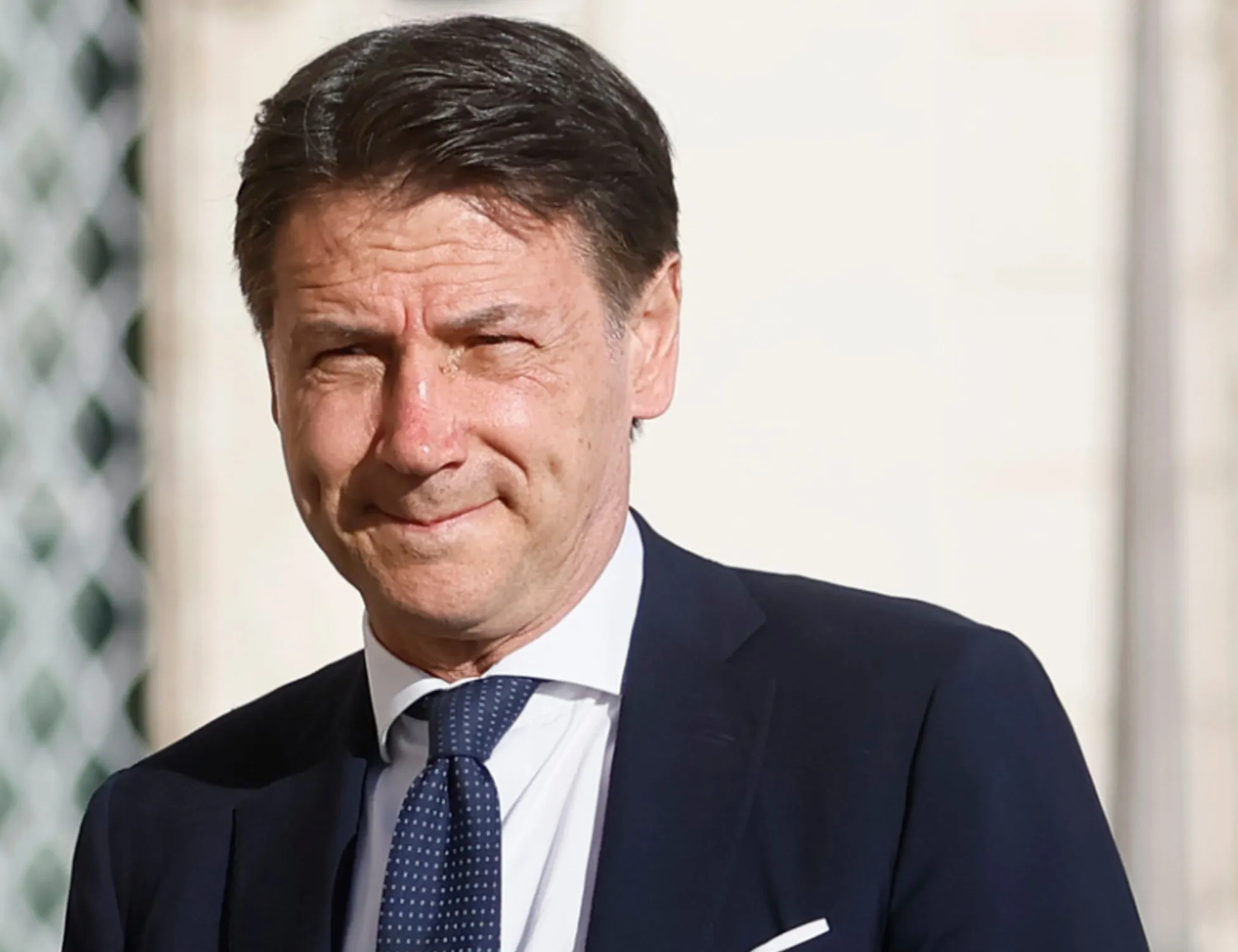 Leggi l'articolo: Giuseppe Conte