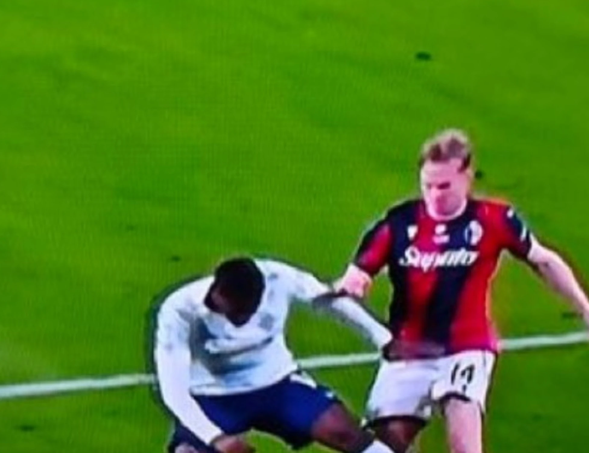 Inter, furia sull'arbitro Chiffi e Var: Heggem e Bonny, il caso sul rigore