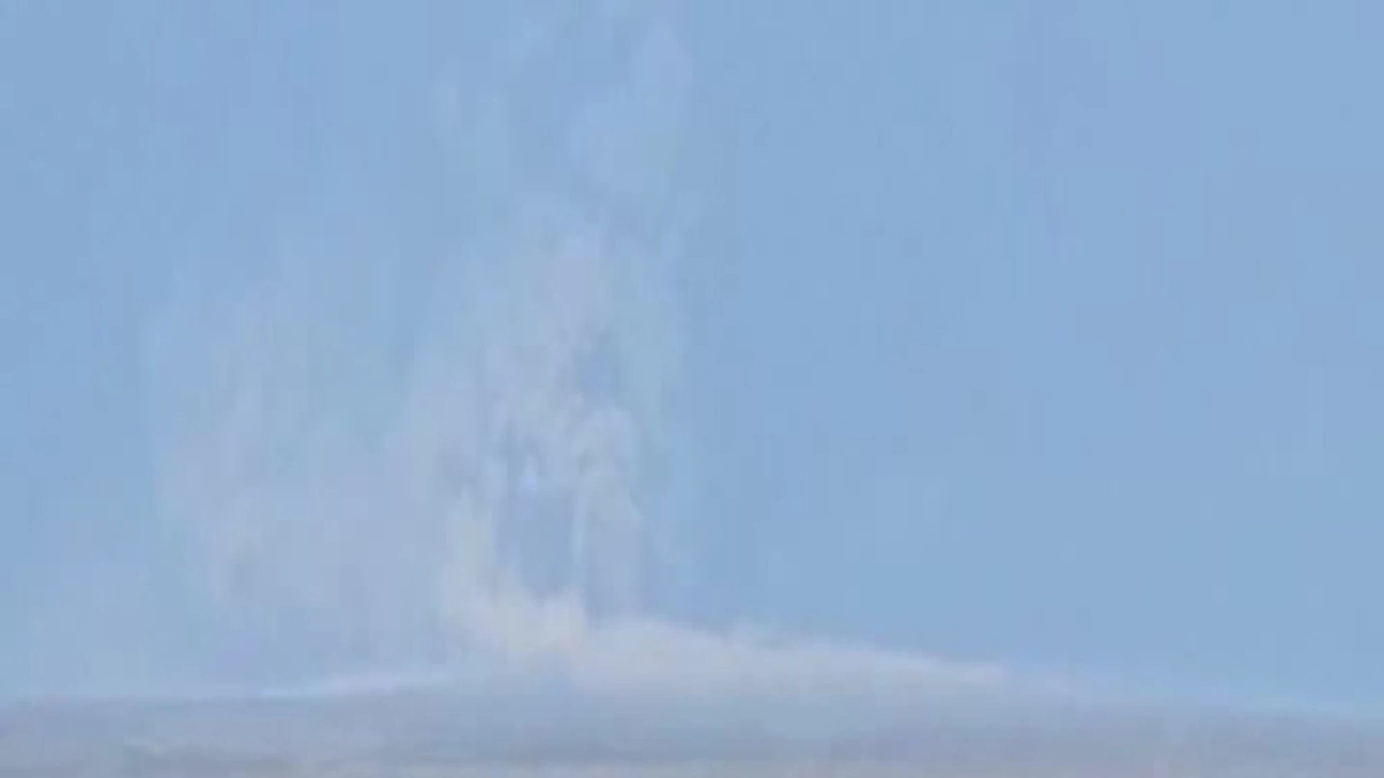 Etiopia, la prima storica eruzione del vulcano Hayli Gubbi: le immagini