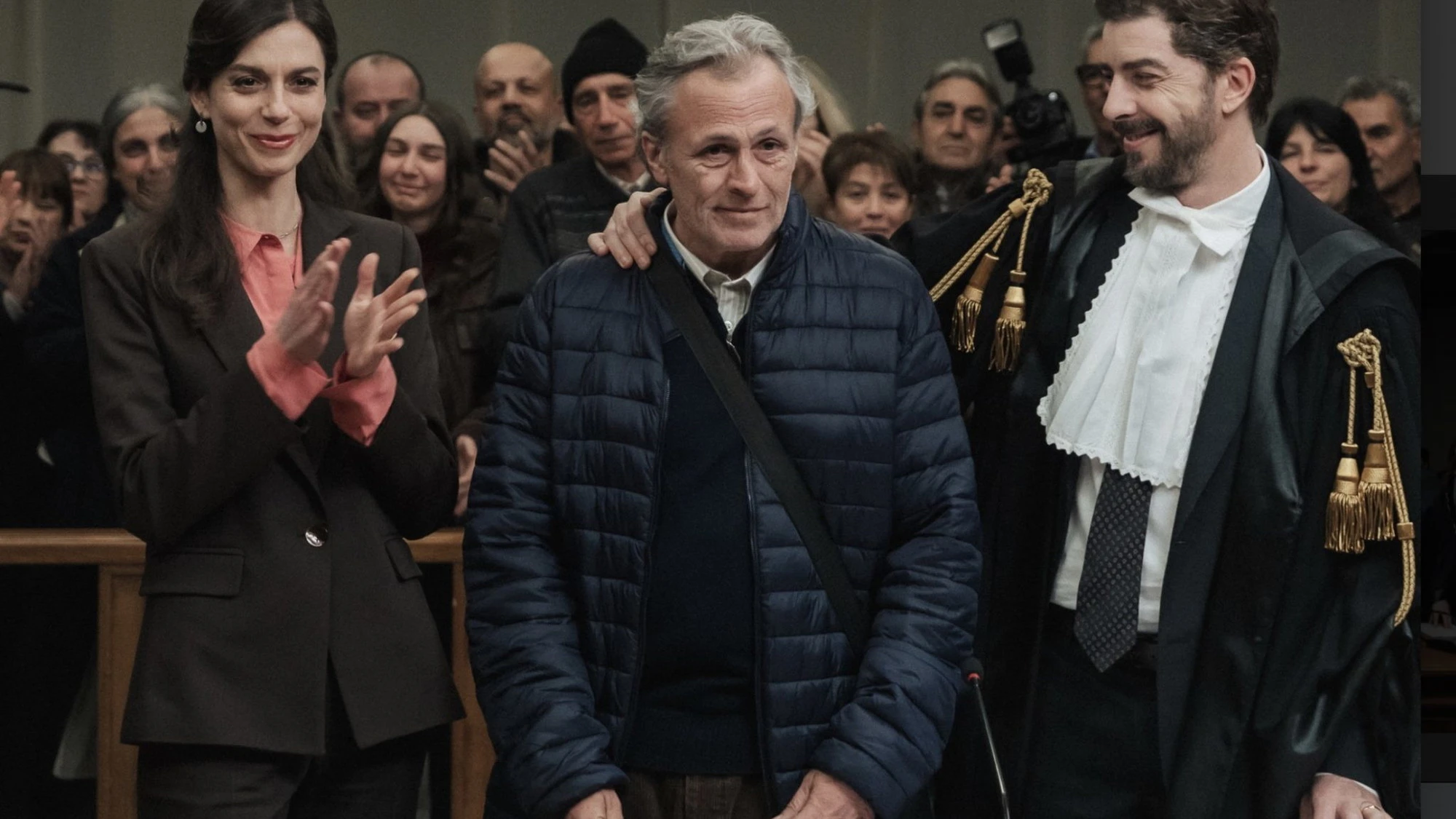 Uno dei più tragici errori giudiziari italiani è diventato un film: “Zustissia”, di Francesco Piras, in sala dal 15 ottobre con PiperFilm.