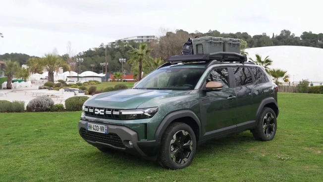 Dacia, per Duster un mild-hybrid con trazione integrale automatica