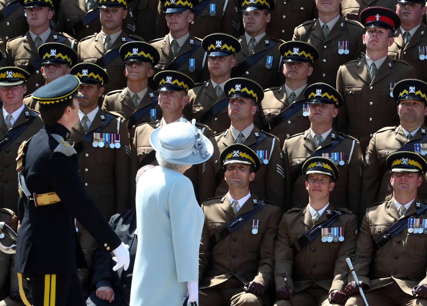 Brexit, la voce terrificante: "Rivolte a Londra, predisposto il piano di evacuazione della Regina Elisabetta"