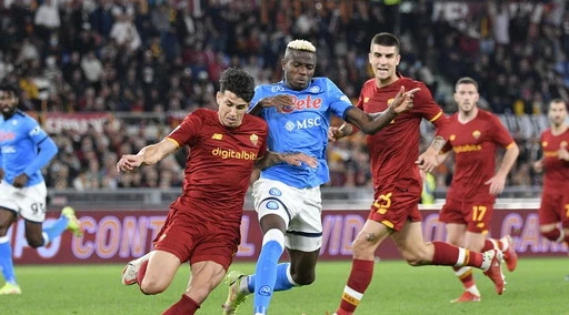Roma-Napoli, emozioni e nervosismo ma finisce senza reti: espulsi Mourinho e Spalletti