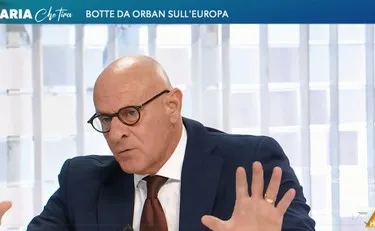 L'aria che tira, Fabio Rampelli e la lezione alla sinistra: "Per la Cina nessuno si indigna"