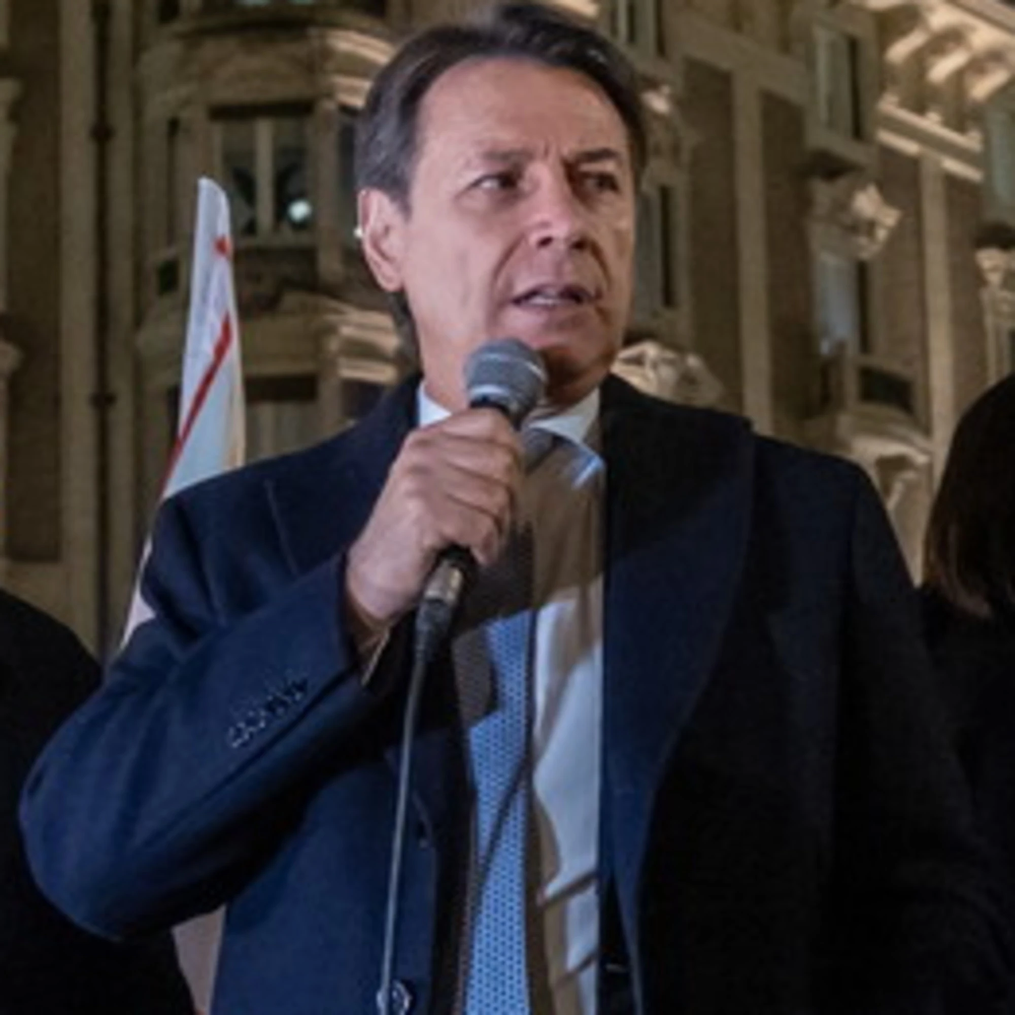 Tra i guru del campo largo è rissa sulle primarie