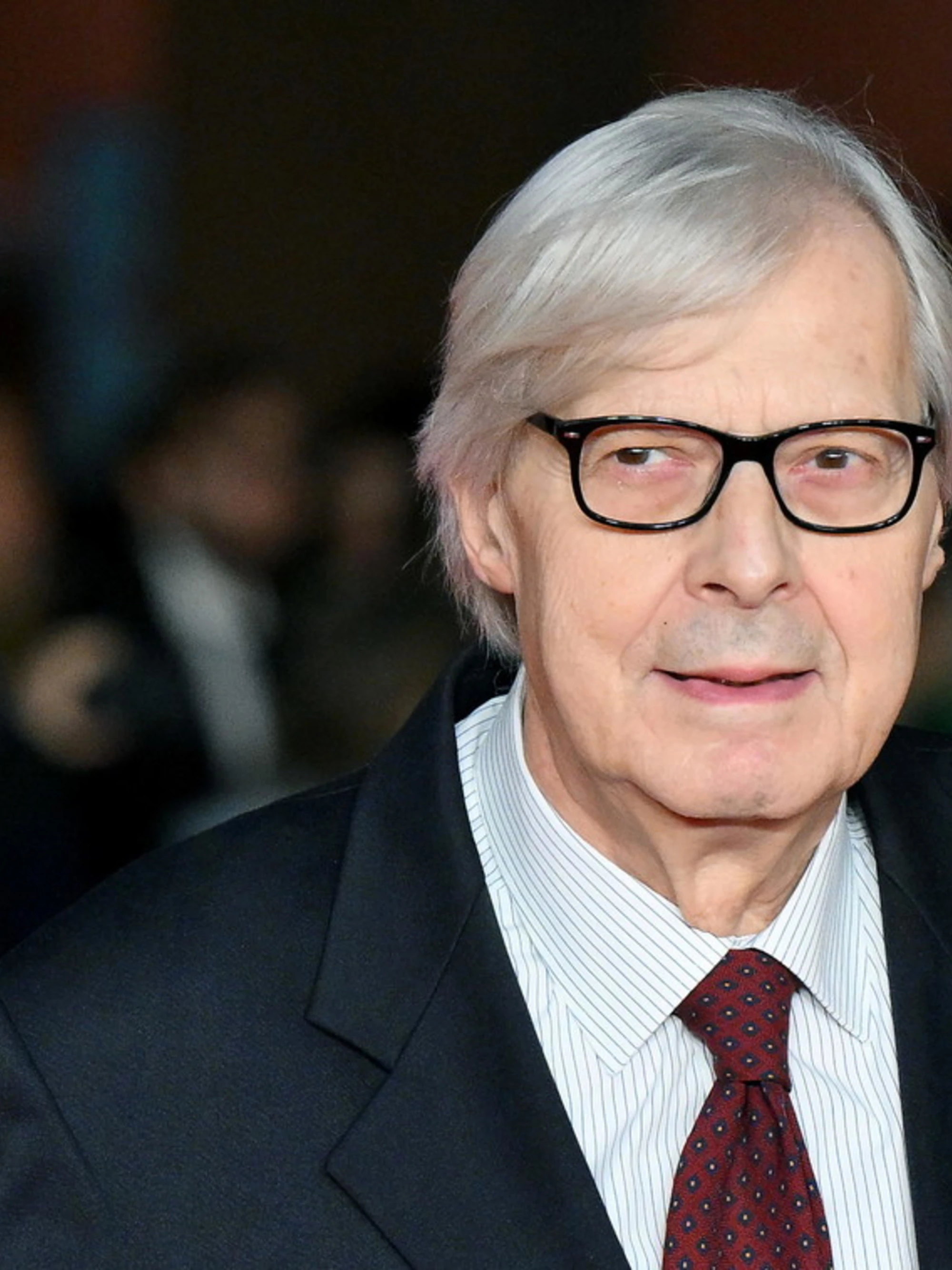 Sgarbi, foto clamorosa: "Ci vediamo presto"