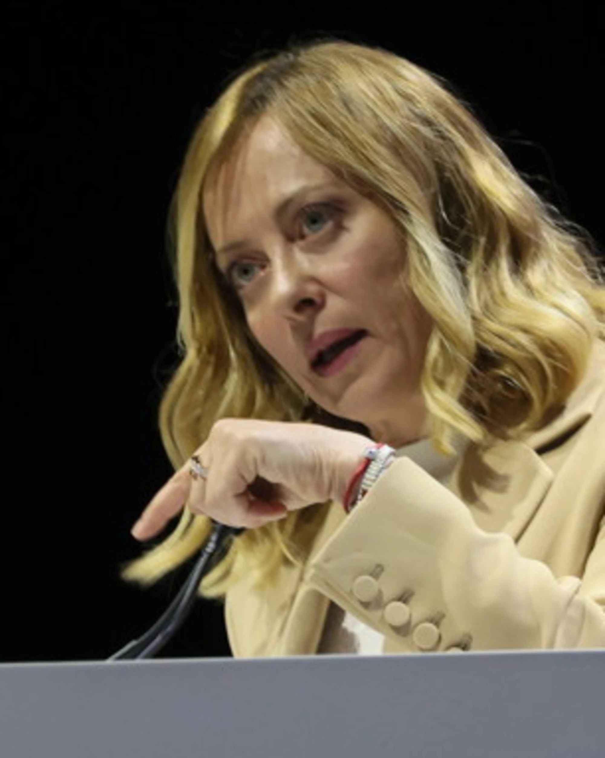 Giorgia Meloni a testa alta: "Abbiamo difeso il vino dall'Europa"