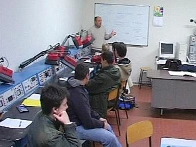 Presenze lavoratori, no impronte digitali