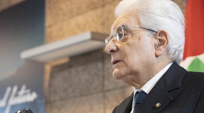 Sergio Mattarella spinge per un governo di "coesione nazionale": addio a Giuseppe Conte, tempi e modi