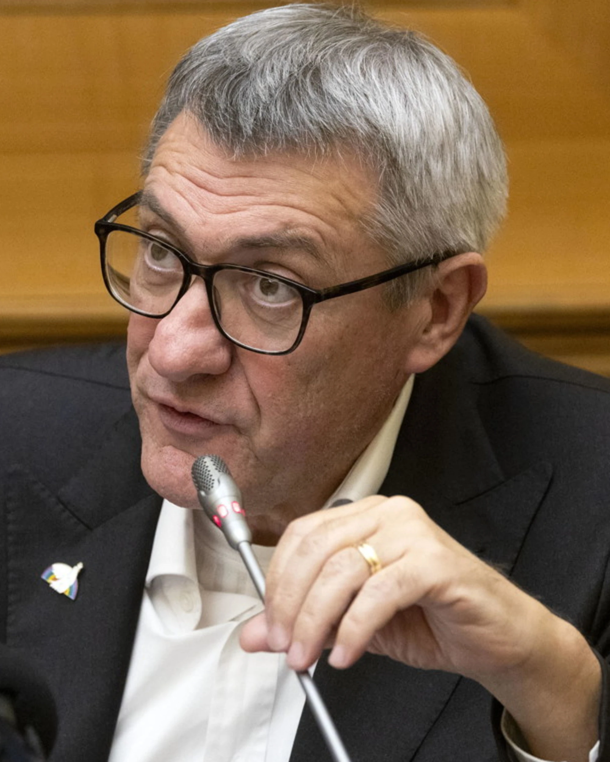 Lo show di Maurizio Landini per cercare la leadership