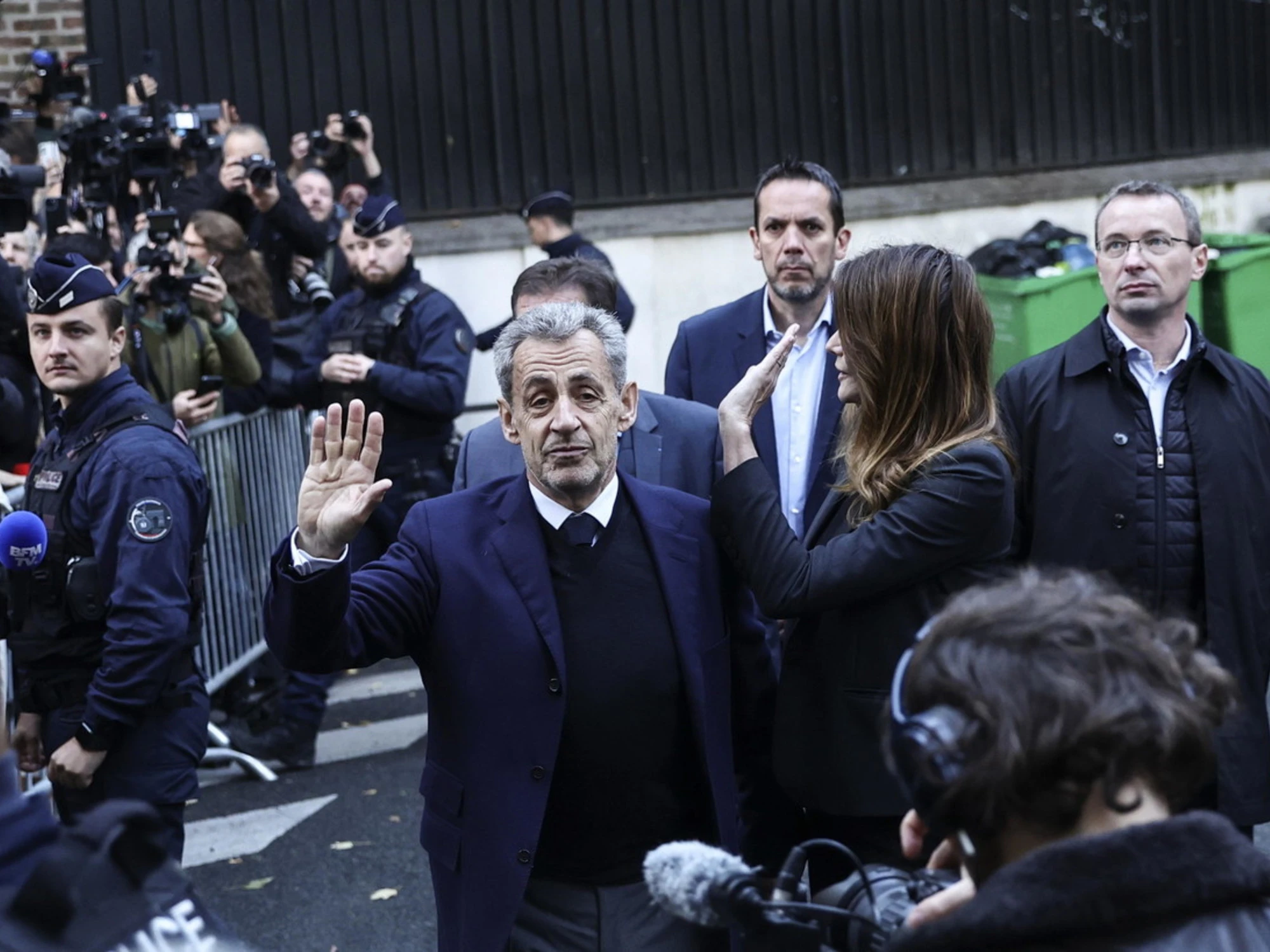 Sarkozy è in carcere: com'è la sua cella 