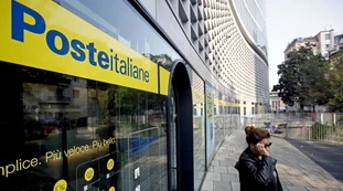 Pensioni e coronavirus: cambiano i pagamenti e il ritiro alle poste, ora quasi tutto si fa online