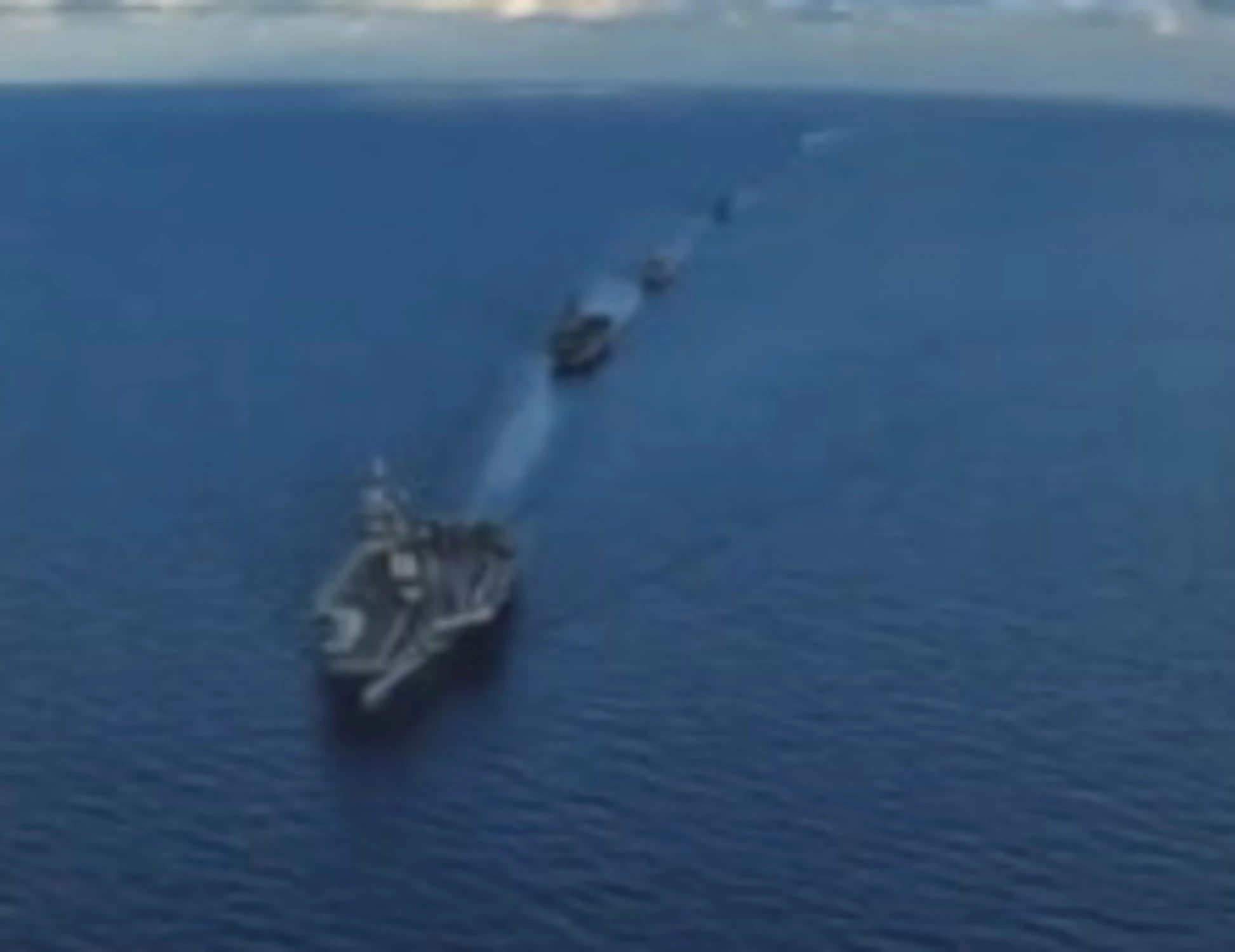 Venezuela, il tam tam: arriva la portaerei Usa, "guerra pronta"