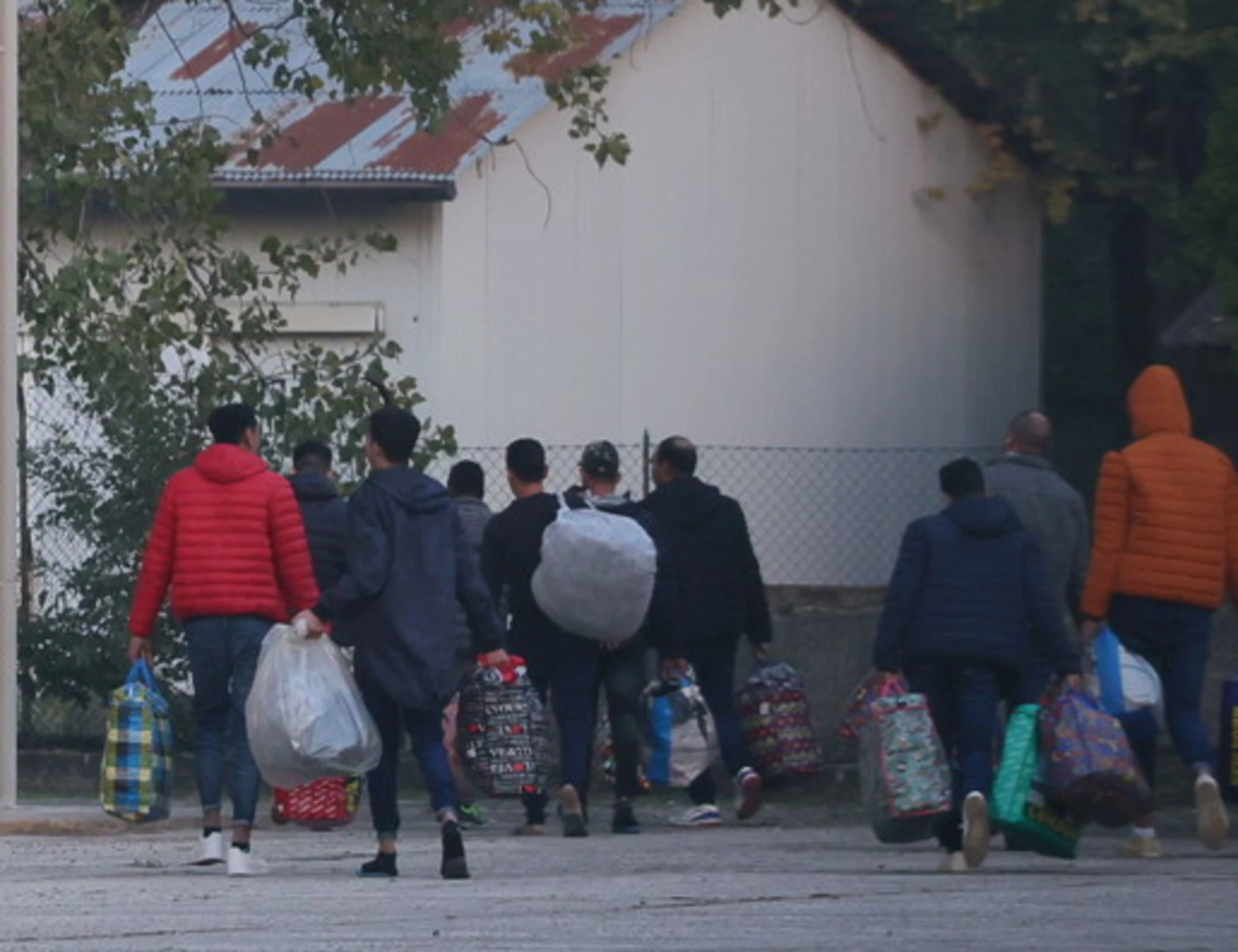 Benevento, fondi per migranti usati per viaggi e borse di lusso: lo scandalo