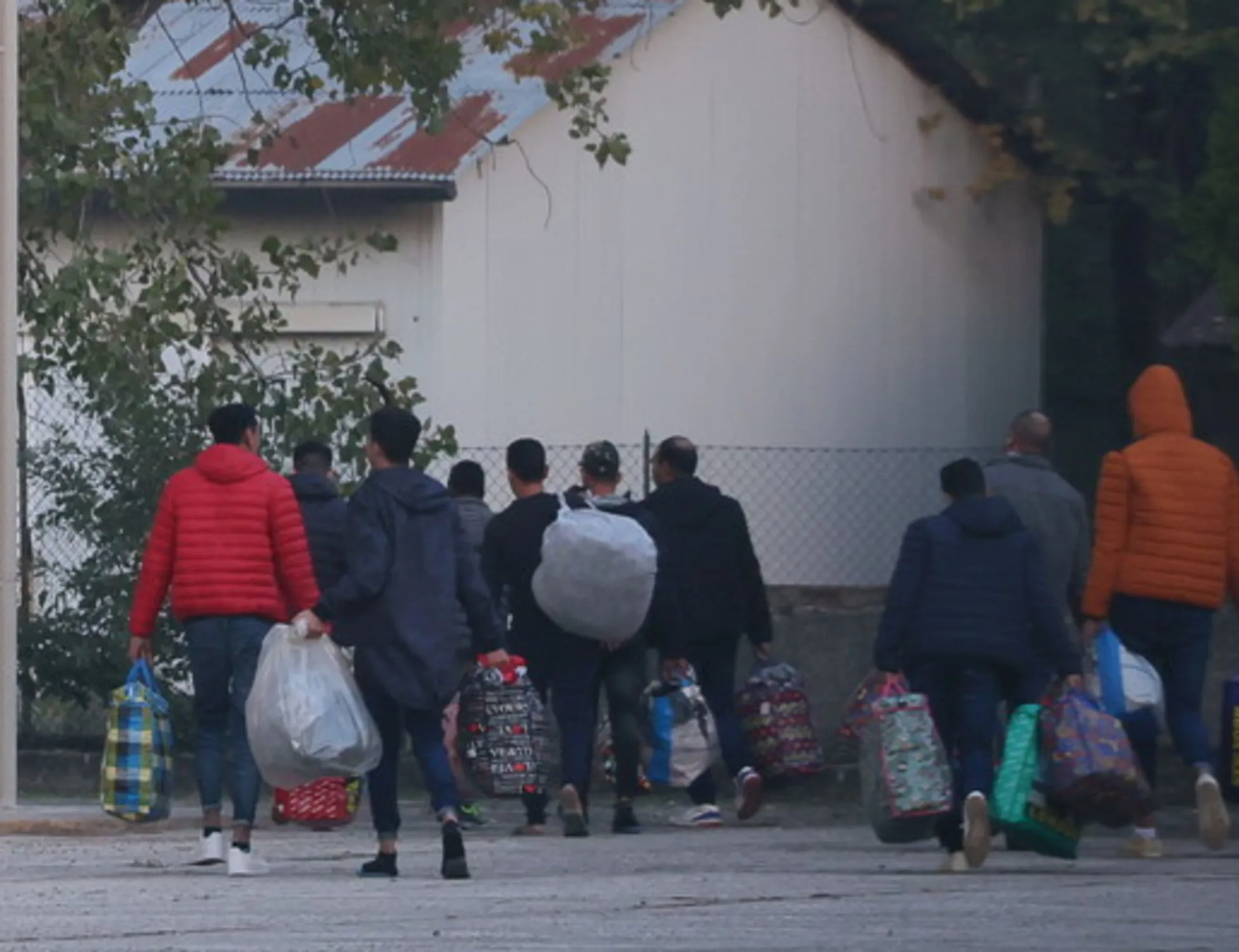 Leggi l'articolo: Fondi per migranti usati per le borse di lusso: lo scandalo