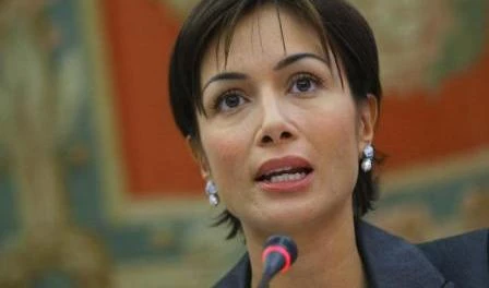 Cosentino è fuori, Mara Carfagna ha vinto la sua "guerra" in Campania