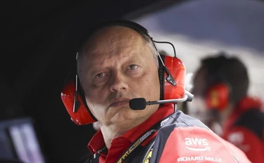 Ferrari, la denuncia di Vasseur: "Regola cambiata all'ultimo". Un complotto?