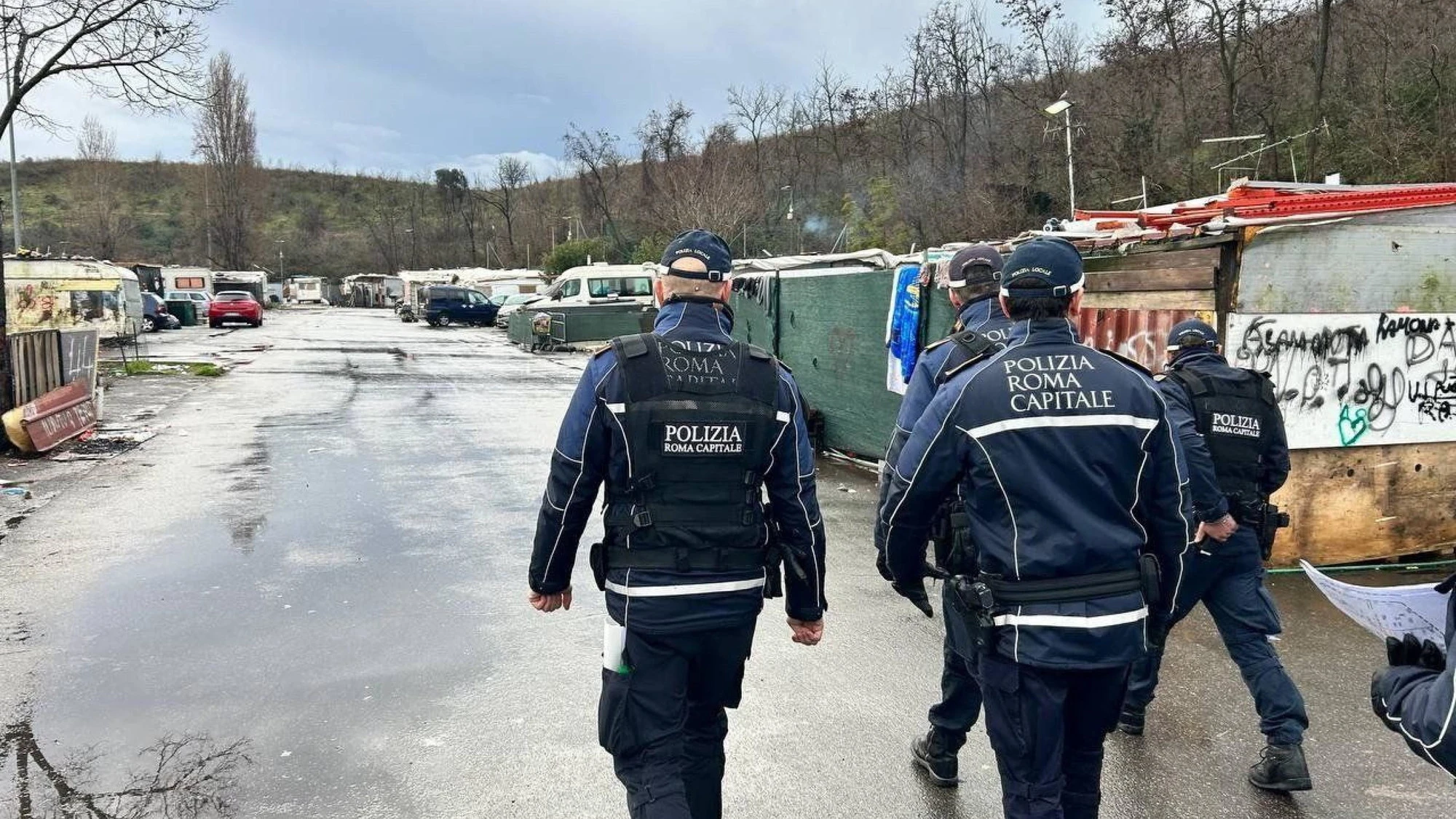 Milano, adesso basta: è l'ora di sgomberare quel campo nomadi