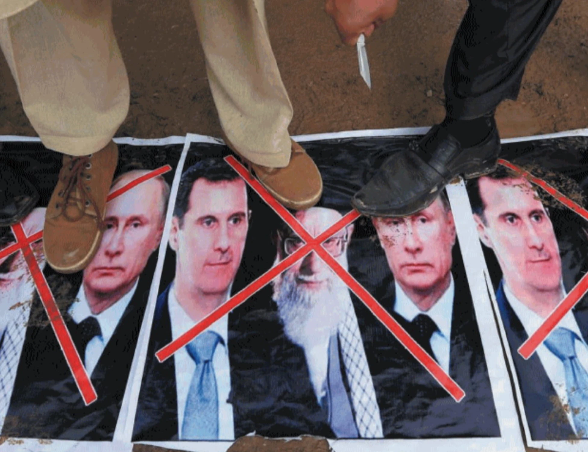 Vladimir Putin, il bacio della morte ai suoi alleati