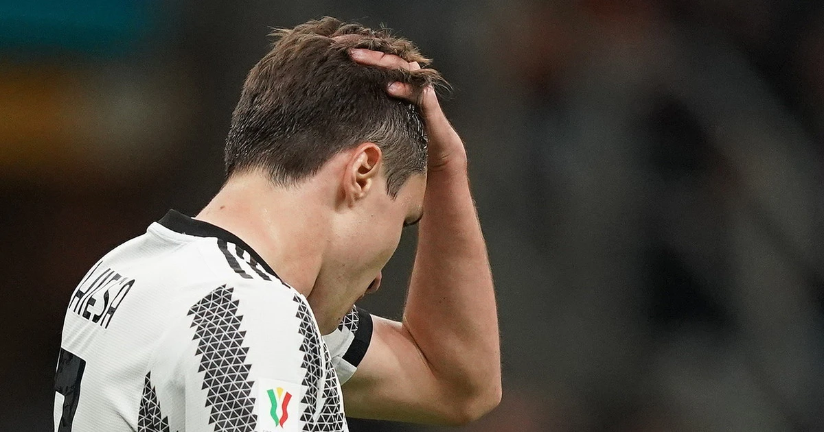Federico Chiesa, disastro-Juve: la foto sbagliata, valanga d'insulti
