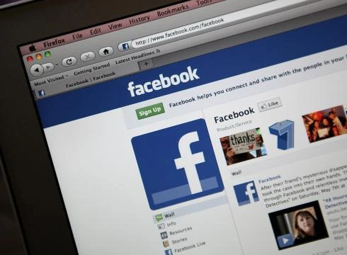 Facebook, gli insulti sul social verranno multati: risarcimenti fino a 100 euro al giorno