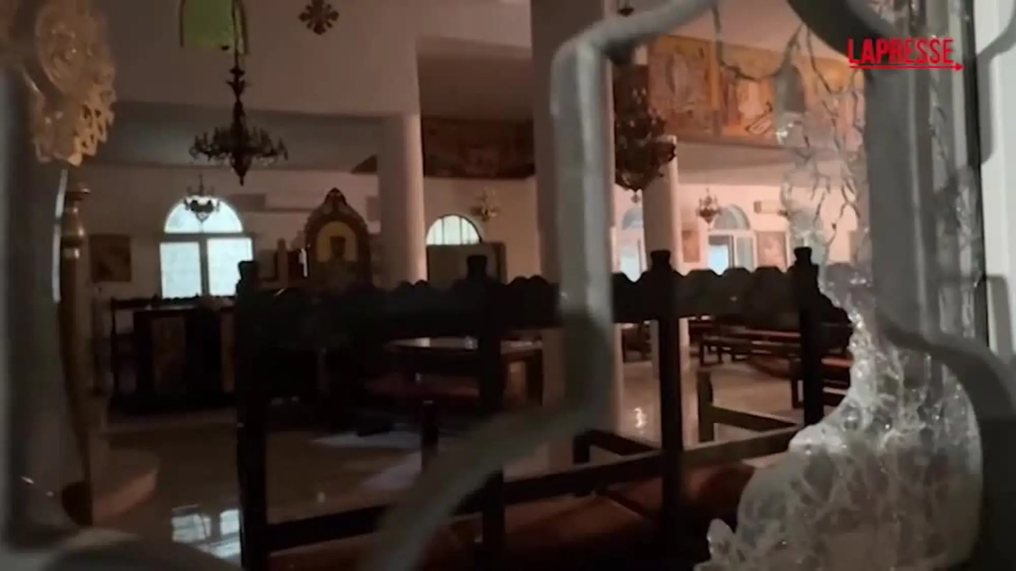 Giordania, attentato in chiesa e strage: le immagini che sconvolgono il mondo