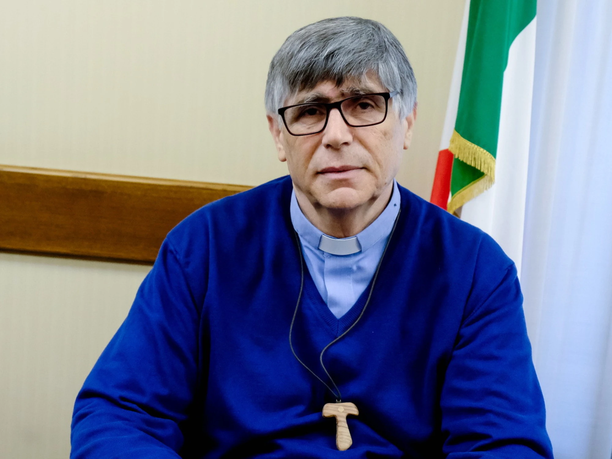 Caivano, proiettile a don Patriciello durante la messa: "Raccapricciante"